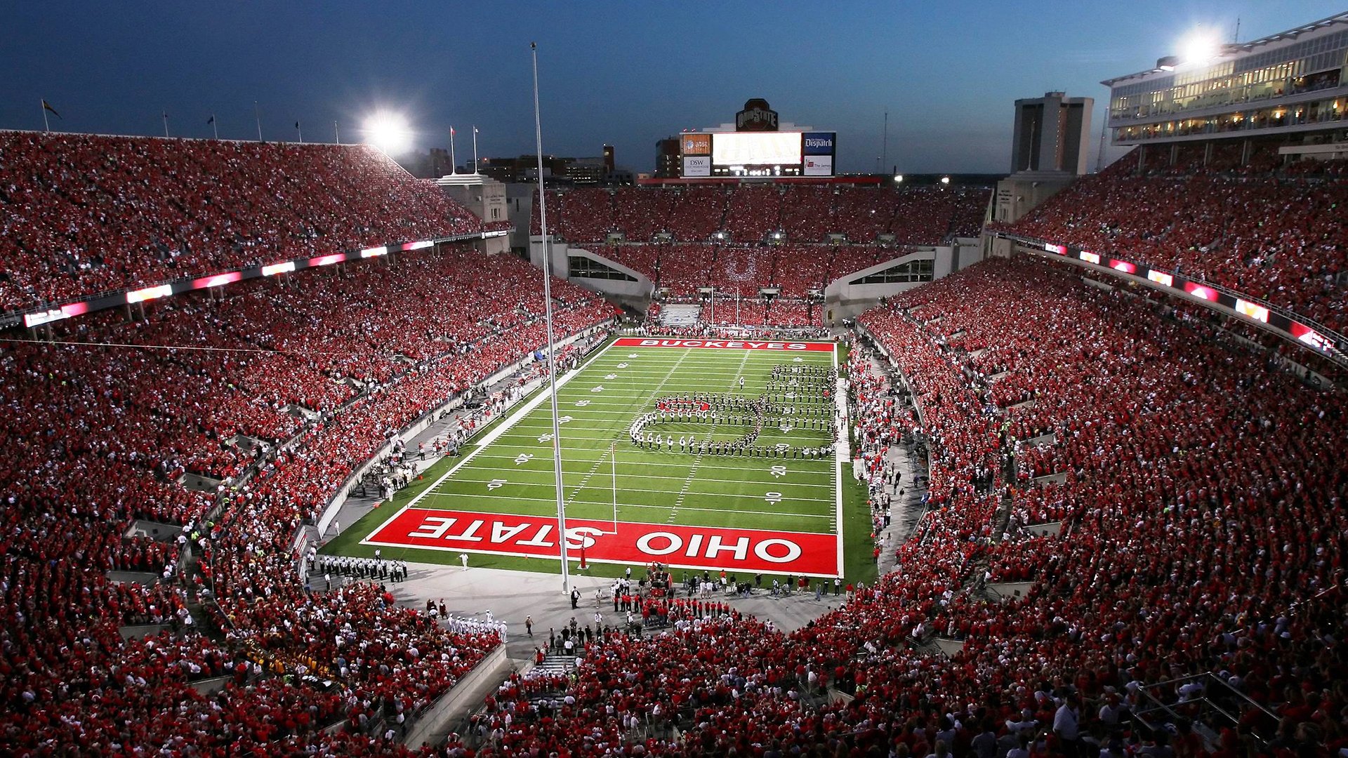 纽卡斯尔在英超领跑，追平队史最高积分纪录，英国纽卡斯尔中超